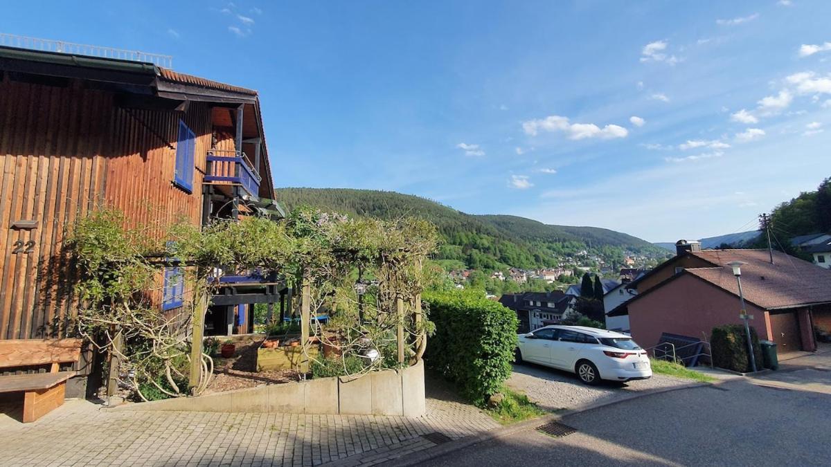 Kuckucksnest - Ferienwohnung Mit Traumblick Im Schwarzwald Бад Вилдбад Екстериор снимка